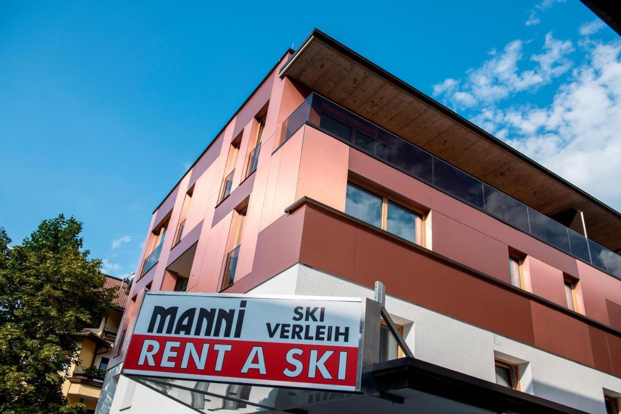 Manni Home - Rooms & Apartments Mayrhofen Exterior photo